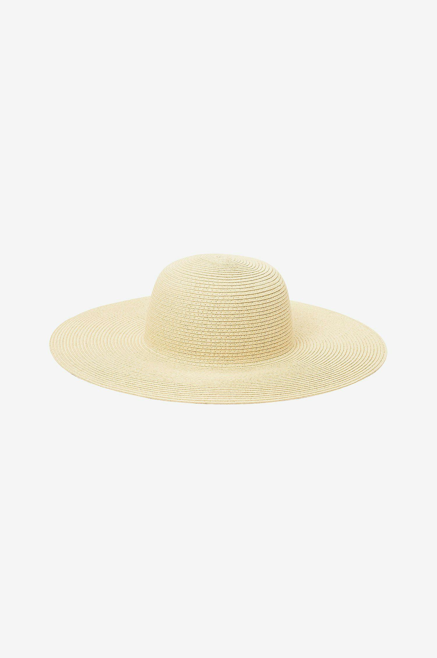 1. Vid trendy solhatt